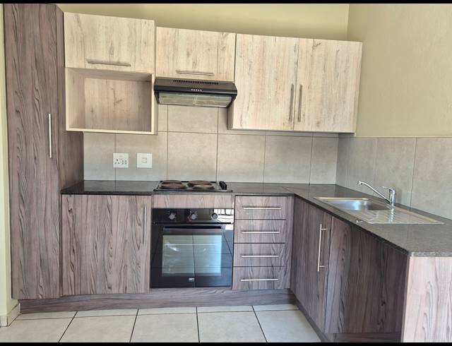 2 BEDROOM APARTMENT FOR SALE IN BENONI NORTH